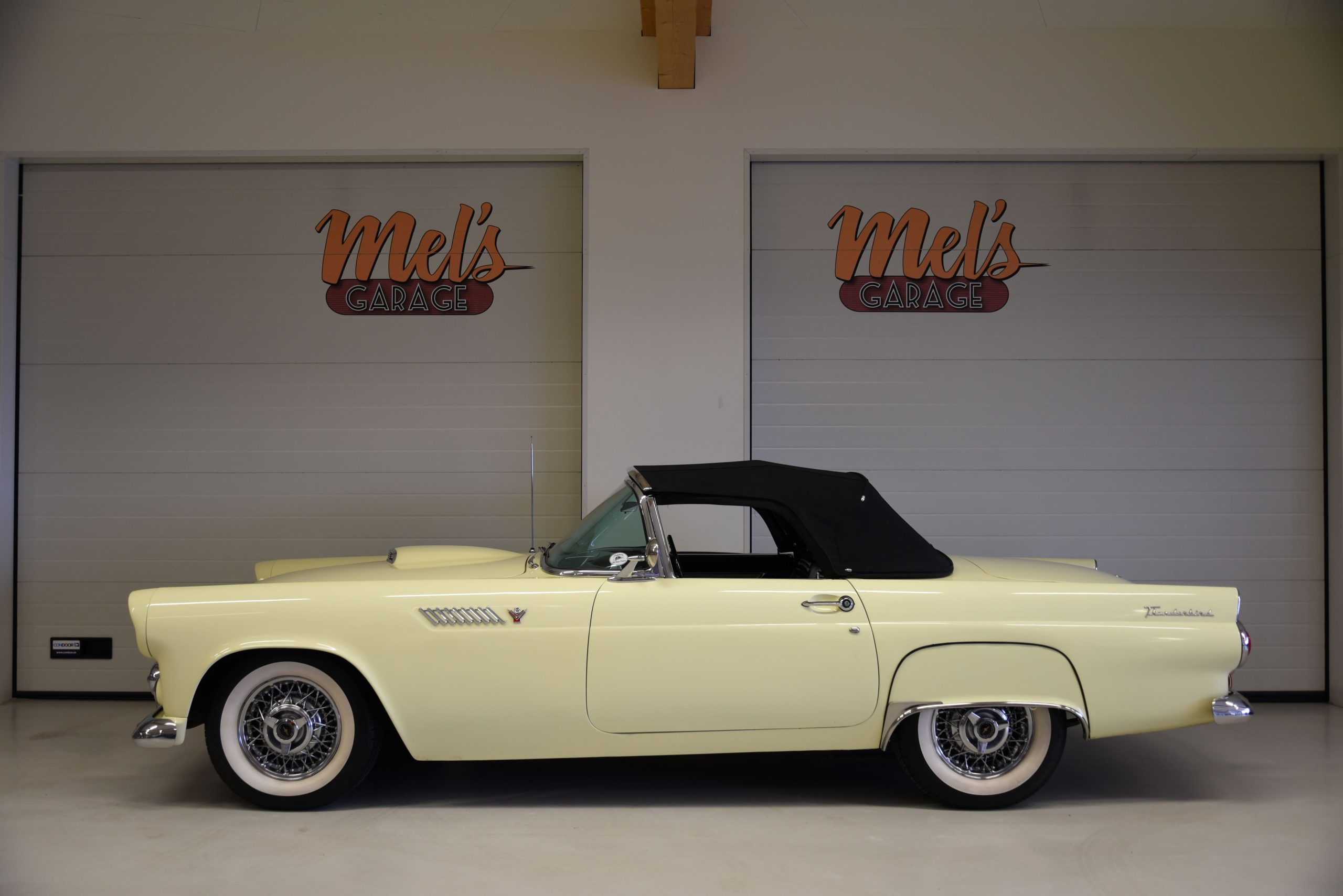 RARE – Belgium Trucks Jupiter Models I 1:43 Ford Thunderbird Cabriolet 1960 (multicolore, Métal/plastique, Boîtier Inclus)